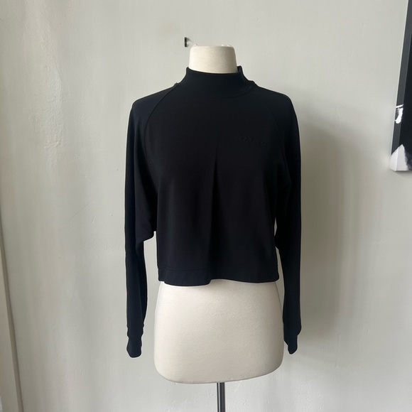 Lululemon Up High Embroidered Pullover Crop Top - Picture 4 of 8